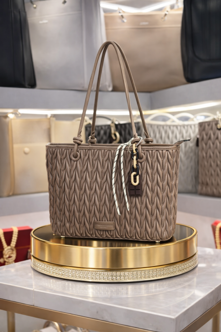 شنطة شوكولا