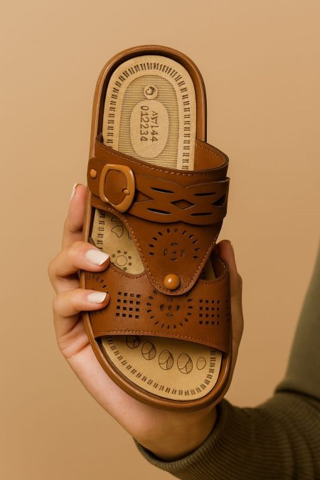 بابوج طبي لون camel