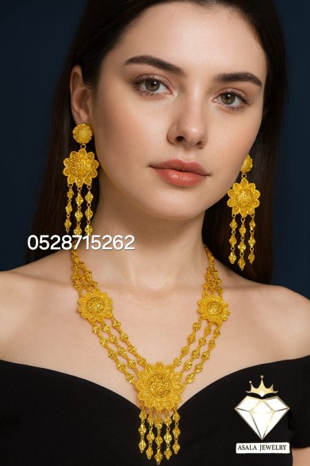 طقم ذهب فيليجري (Filigree) بتصميم زهرة الشمس - عقد وأقراط متدلية