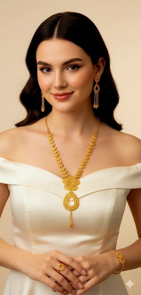 طقم مجوهرات ذهبية كامل (عقد، أقراط، سوار، خاتم).