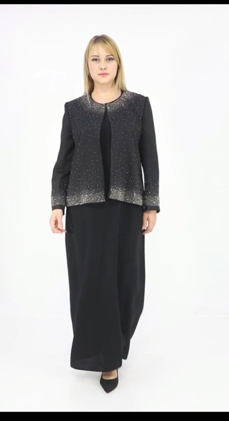 طقم ام العريس