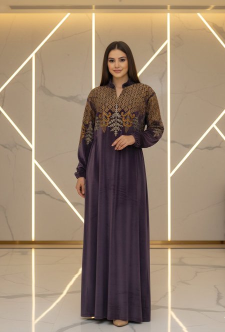 مخمل جلابية "مخمل ملكي" مطرزة بنقوش ذهبية