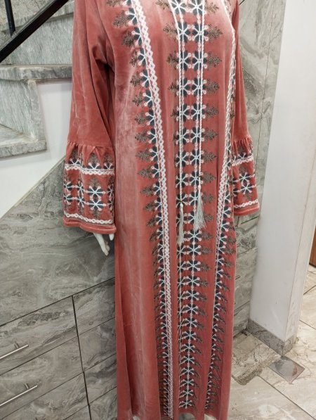 دشداشة مخمل